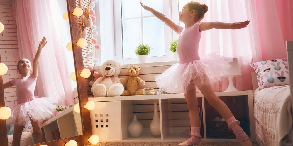 Practicing Dance at Home: Dos and Don&rsquo;ts